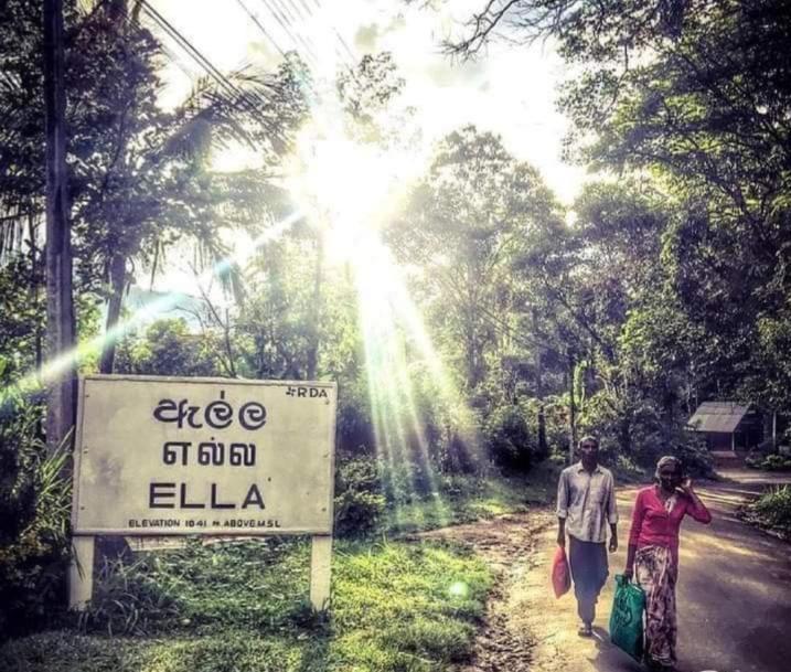 The 1964 Holiday Bungalow Ella Exterior photo